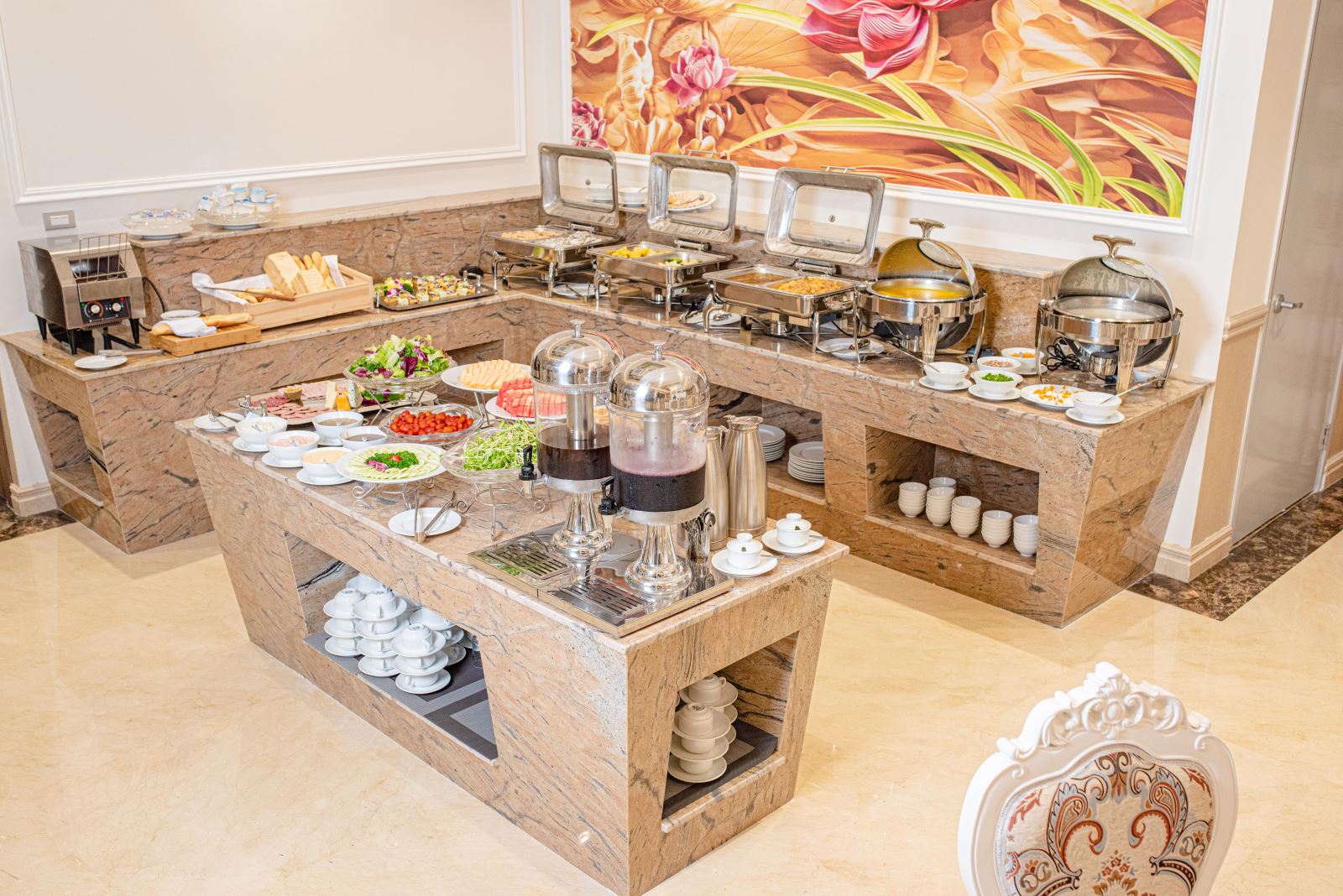 Restaurant 2